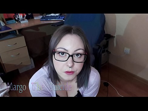 ❤️ Seksi dekle z očali globoko sesa dildo pred kamero Pravi pornič na porno sl.np64.ru
